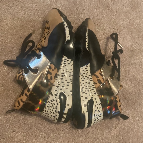 Steve Madden Animal Cheetah Print Sneakers - Picture 4 of 7